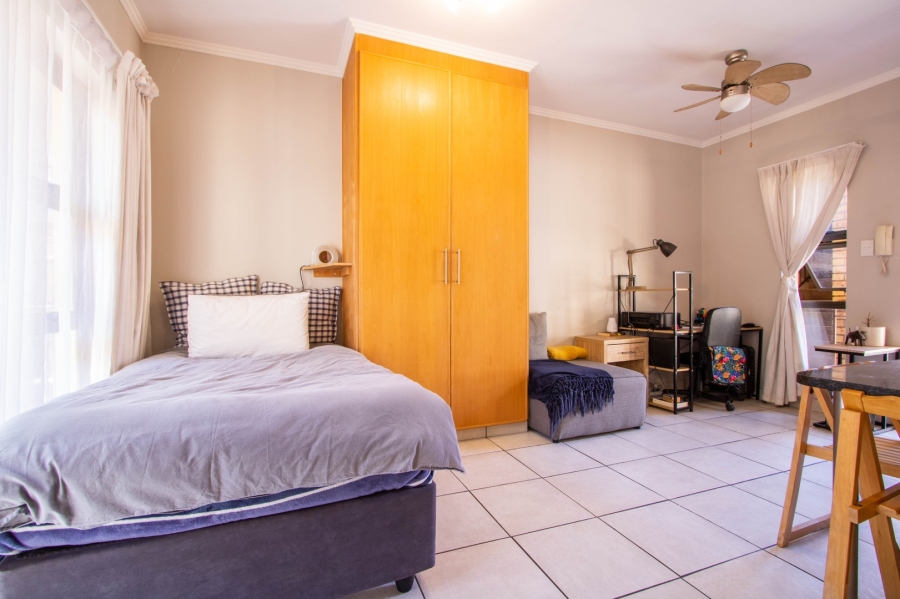 To Let 1 Bedroom Property for Rent in Die Bult North West